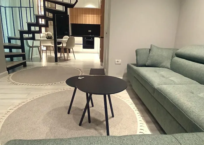 Duka 62 Embassy Block 别墅 *