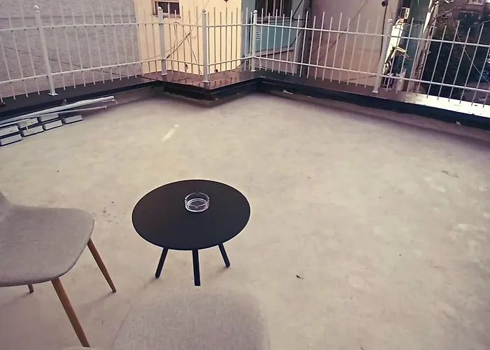 别墅 Duka 62 Embassy Block 地拉那